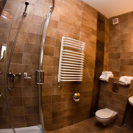 Trzy Korony Boutique Hotel&Spa Piwne Pulawy Exterior photo