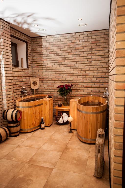 Trzy Korony Boutique Hotel&Spa Piwne Pulawy Exterior photo